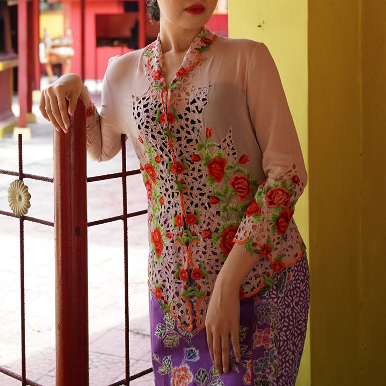 Mengenal Kebaya Modern Kebaya Encim Dan Kebaya Bali Serta Filosofinya